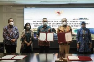 Read more about the article Kemenko Marves, ESDM, and KKP sign the Implementing Arrangement of Decommissioning and Reutilization Project of Unused Oil & Gas Platforms